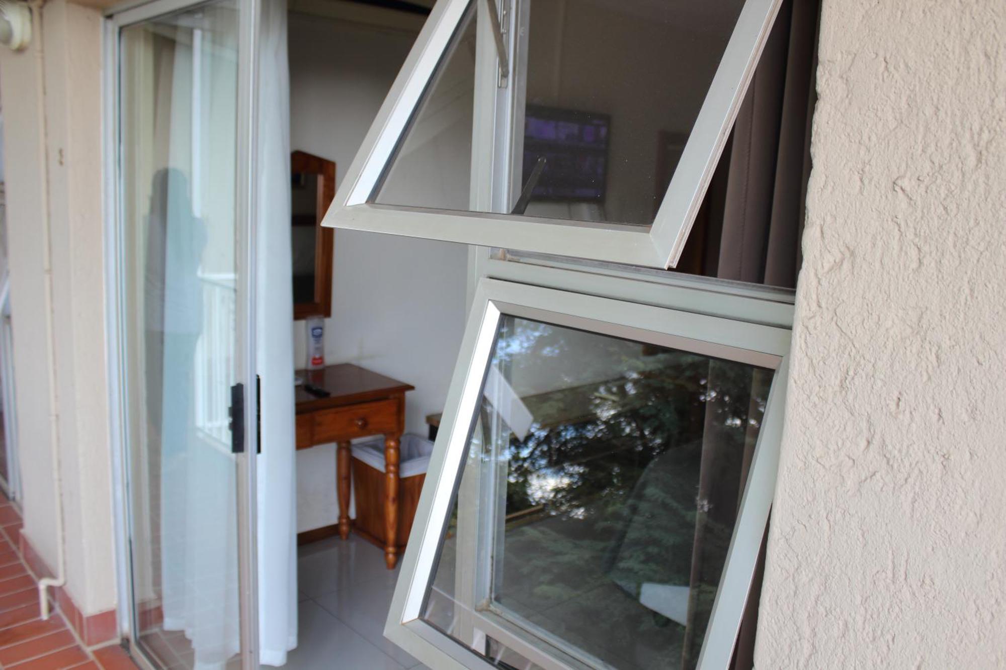 Purple Olive Guest House Pretoria Bagian luar foto
