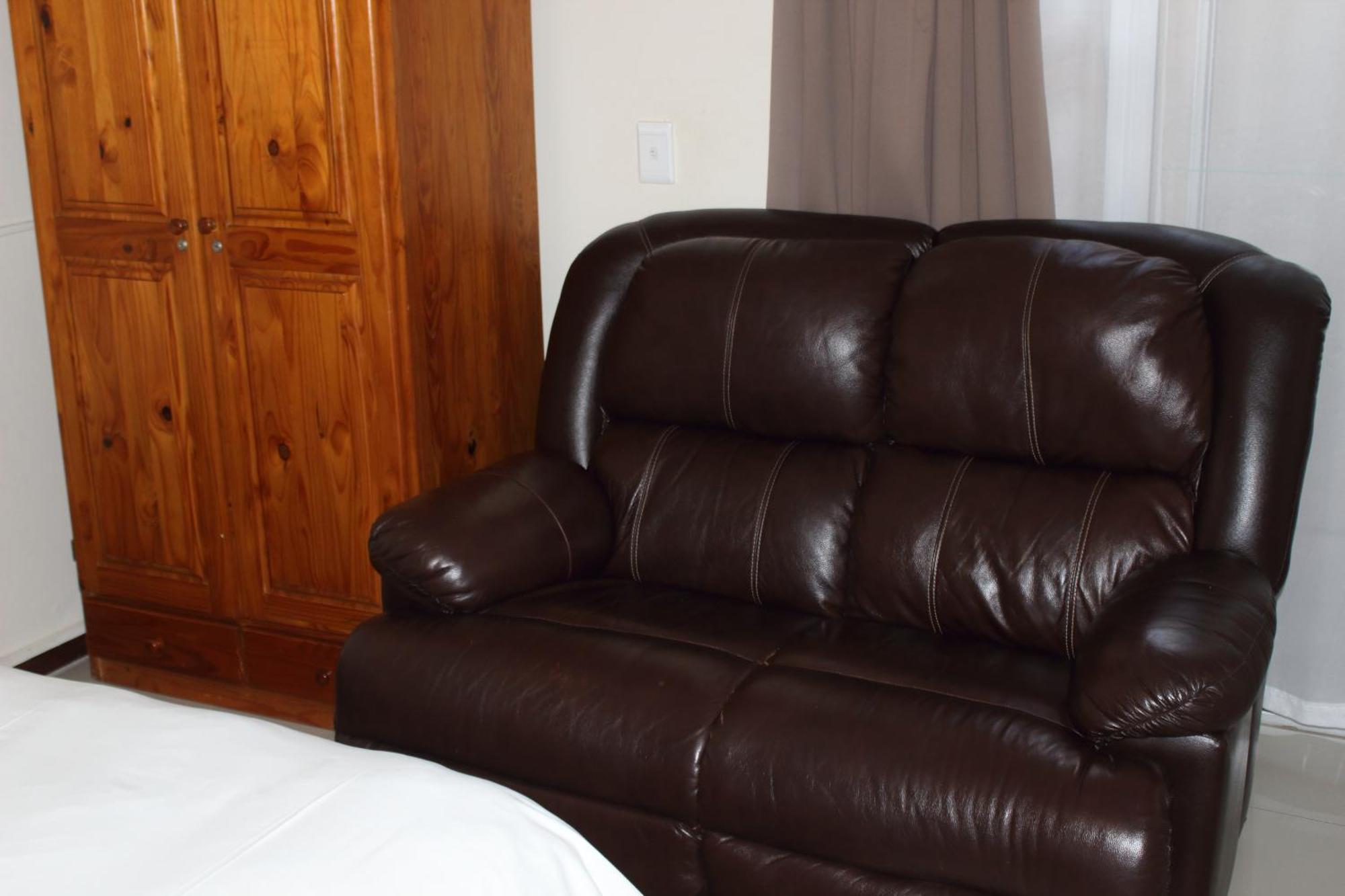 Purple Olive Guest House Pretoria Bagian luar foto