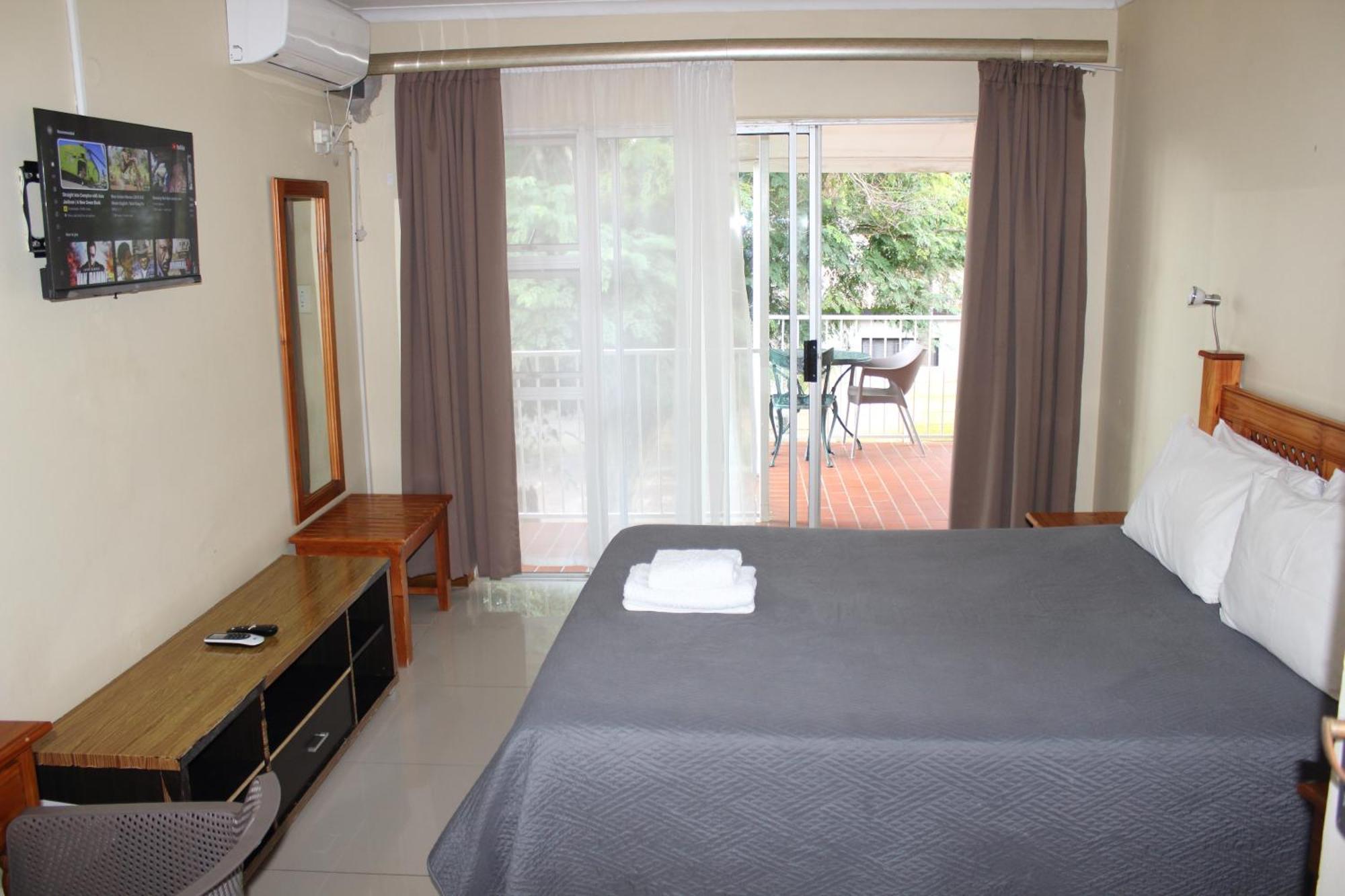 Purple Olive Guest House Pretoria Bagian luar foto