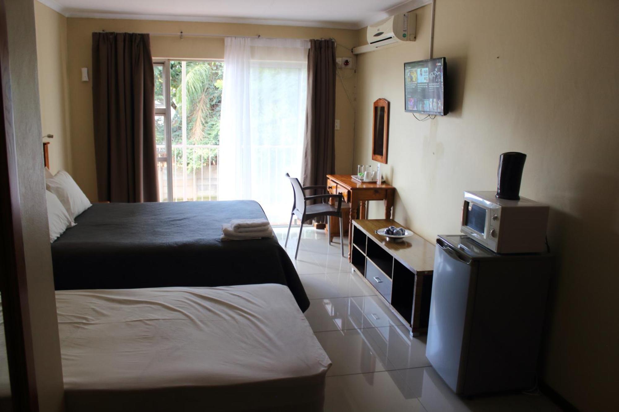 Purple Olive Guest House Pretoria Bagian luar foto