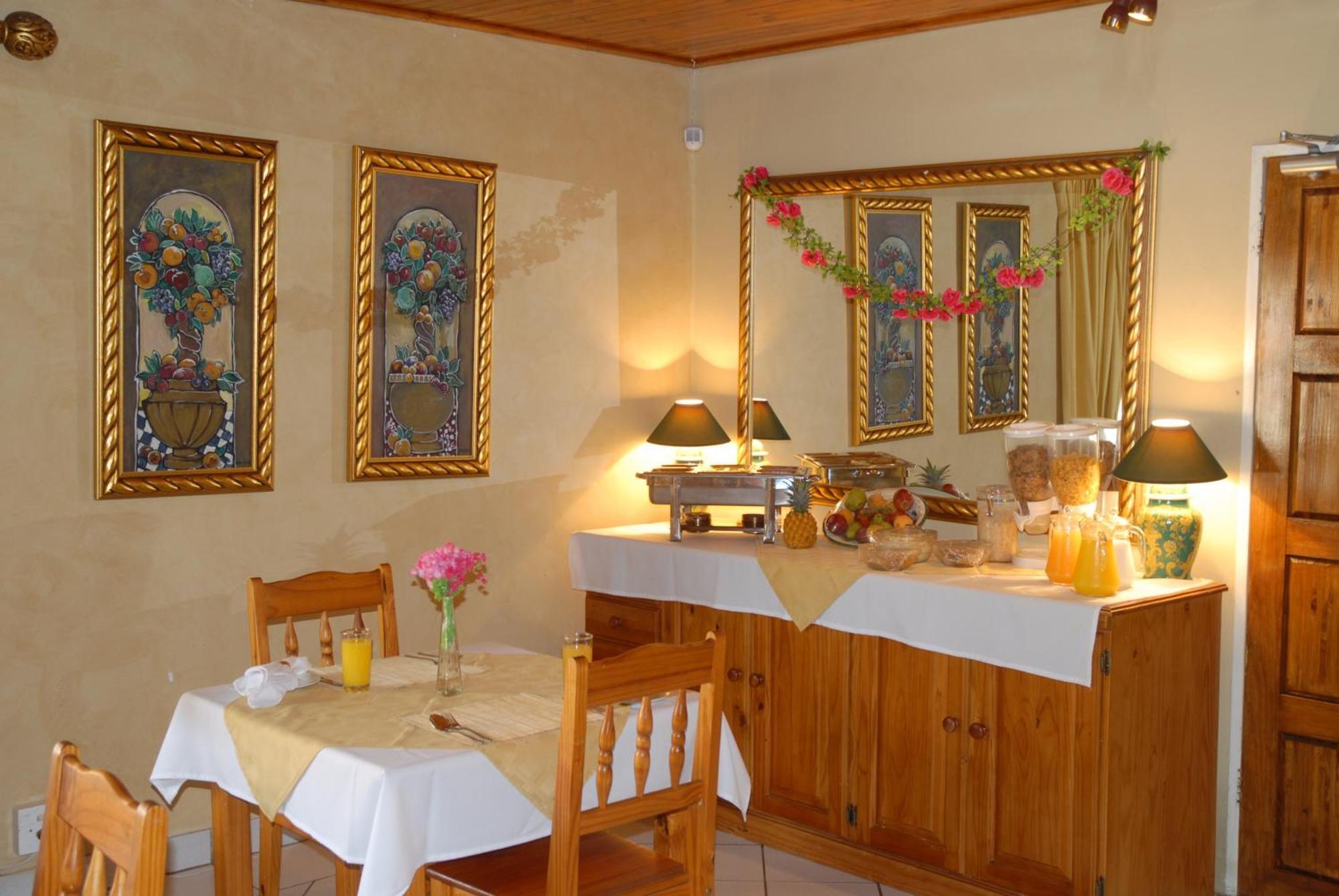 Purple Olive Guest House Pretoria Bagian luar foto