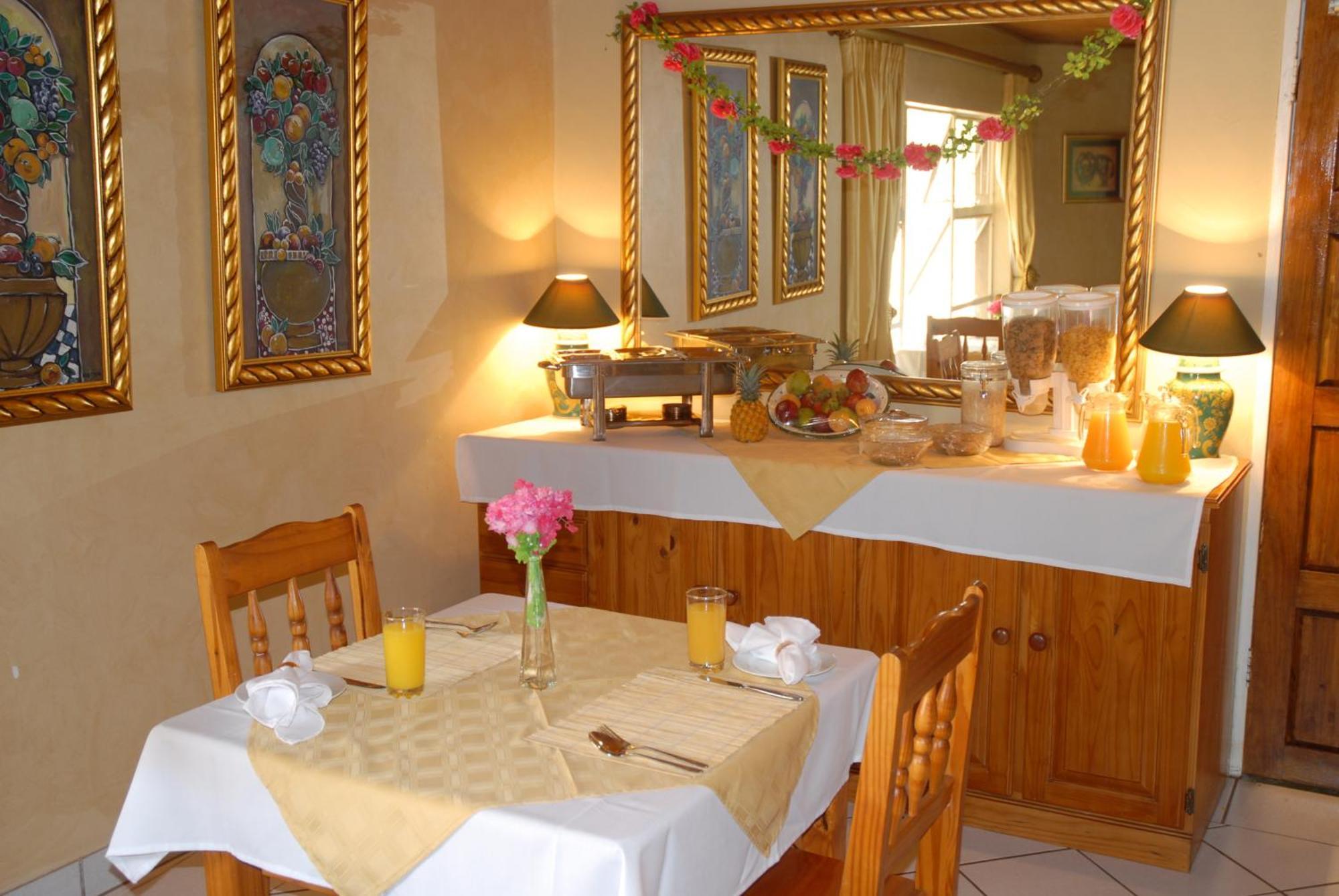 Purple Olive Guest House Pretoria Bagian luar foto