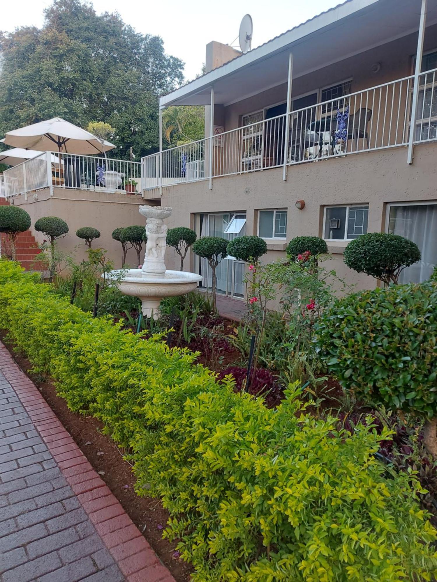 Purple Olive Guest House Pretoria Bagian luar foto