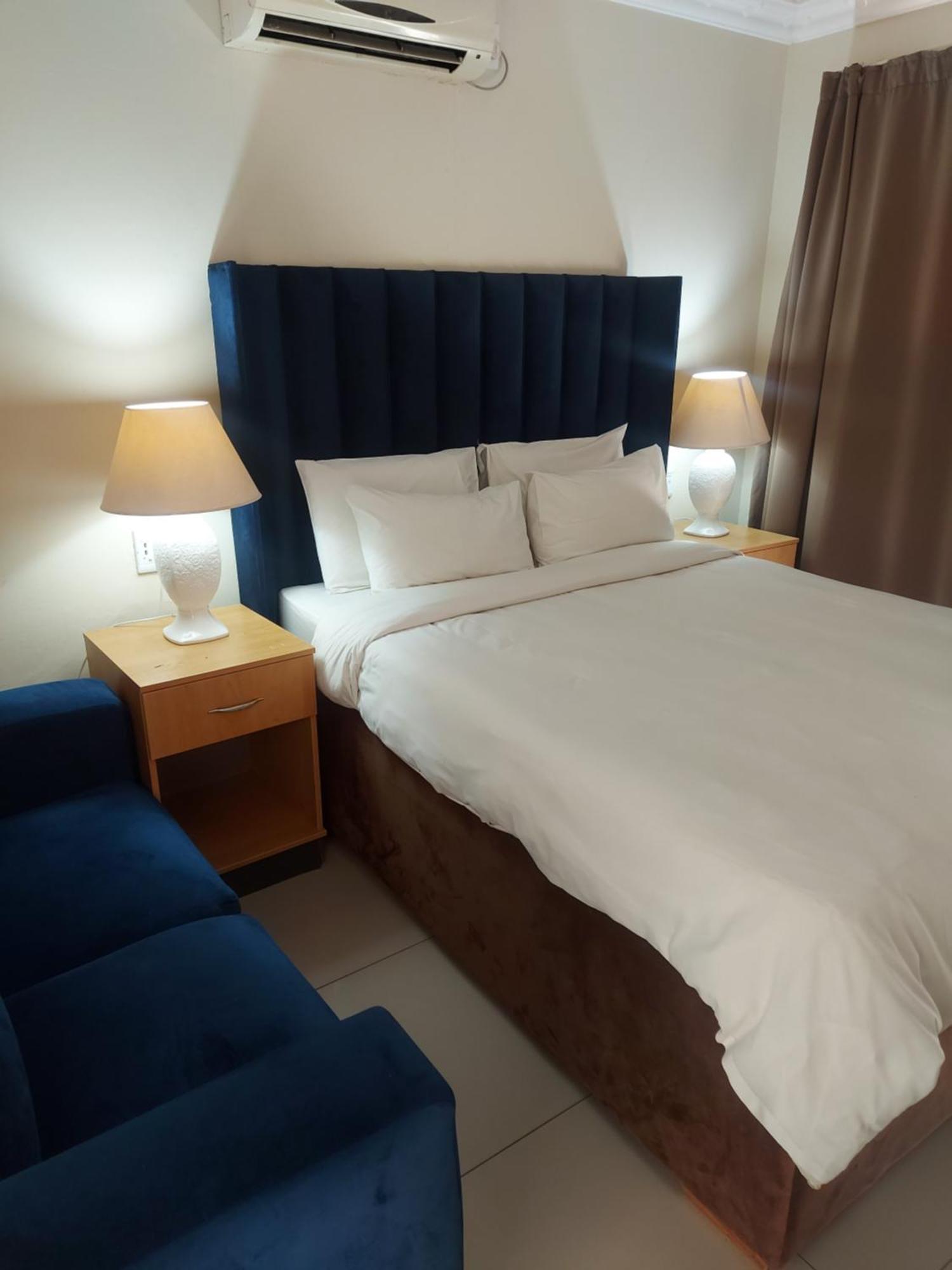 Purple Olive Guest House Pretoria Bagian luar foto