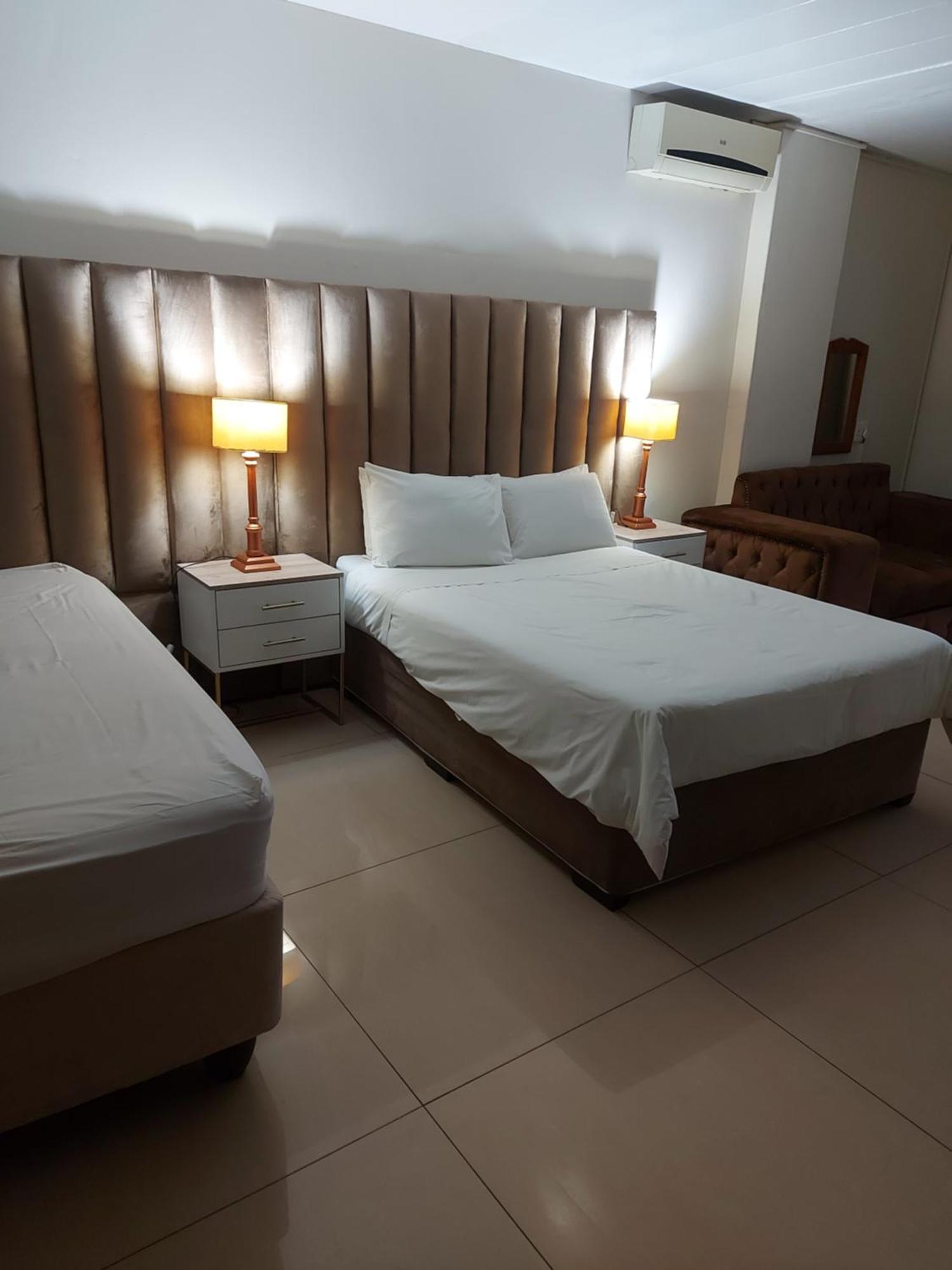 Purple Olive Guest House Pretoria Bagian luar foto